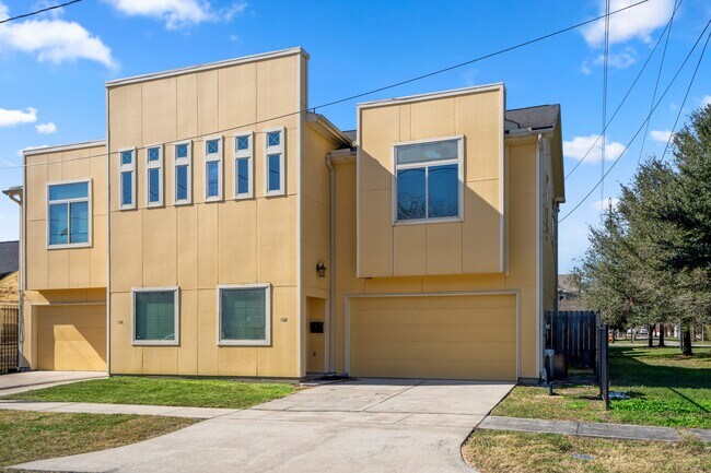 Photo - 104 Estelle St