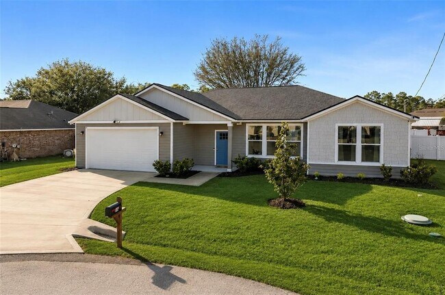Photo - 13 Lemay Pl