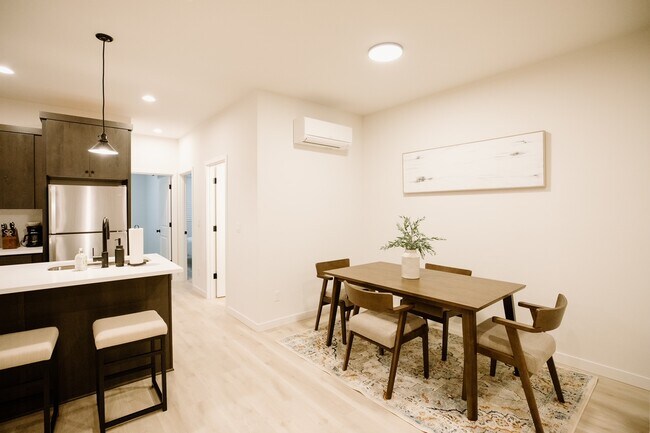 Photo - 3923 SE 54th Ave Unit 1B