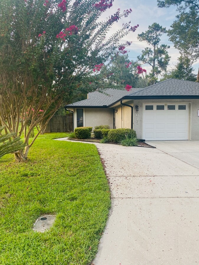 Photo - 5013 Knightsbridge Cir N