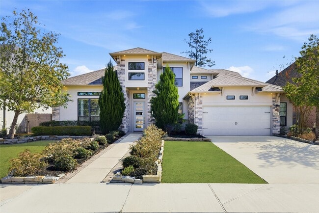 Building Photo - 15314 Viviente Dr