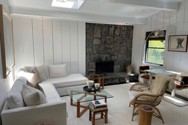 Photo - 426 Toppings Path