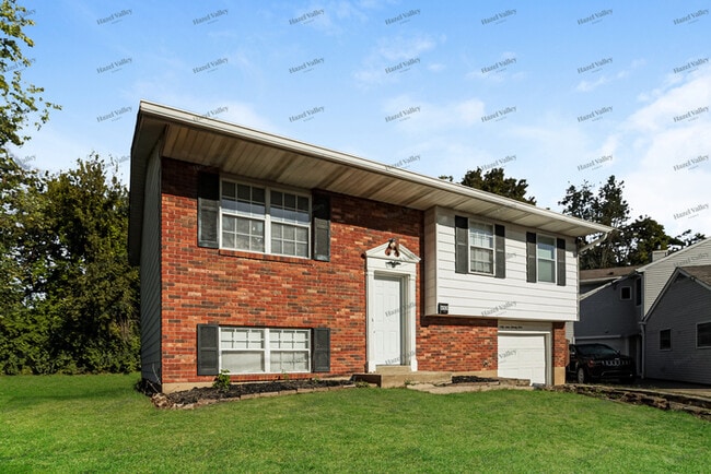 Photo - 6924 Sayler Ave