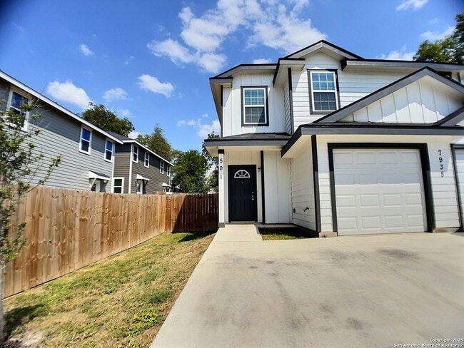 Building Photo - 7935 Dial Ike Dr Rental