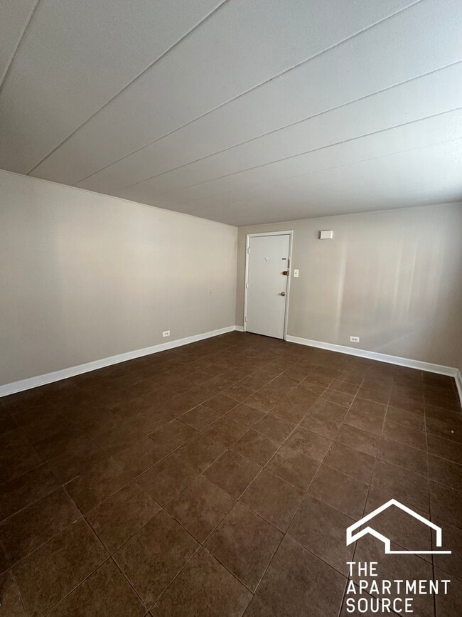 Photo - 9620 Ivanhoe Ave Unit 7