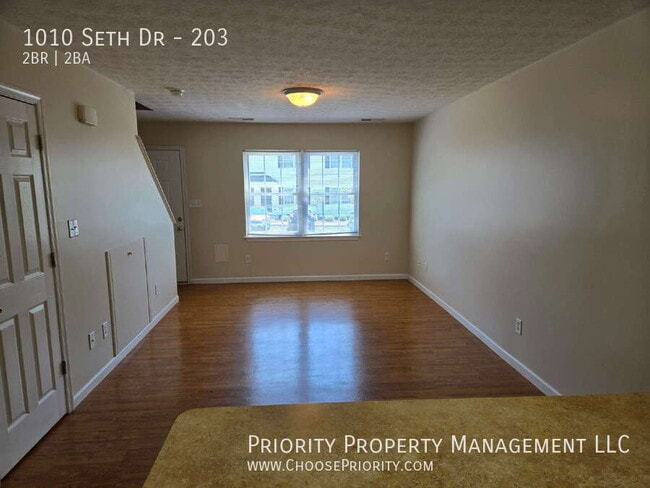 Photo - 1010 Seth Dr Unit 203