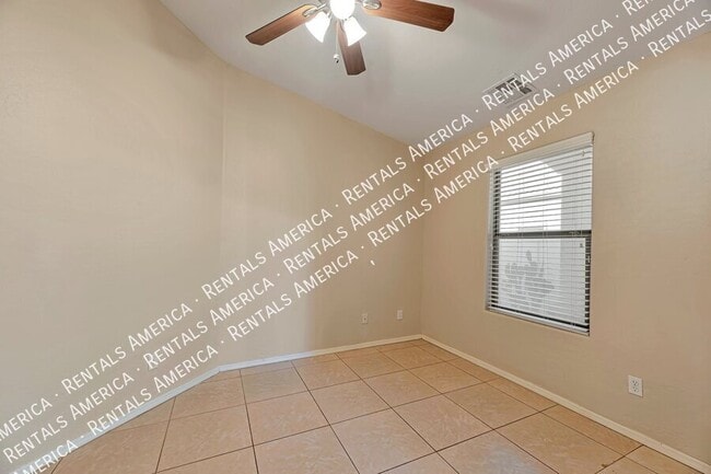 Photo - 1311 E Elm Rd