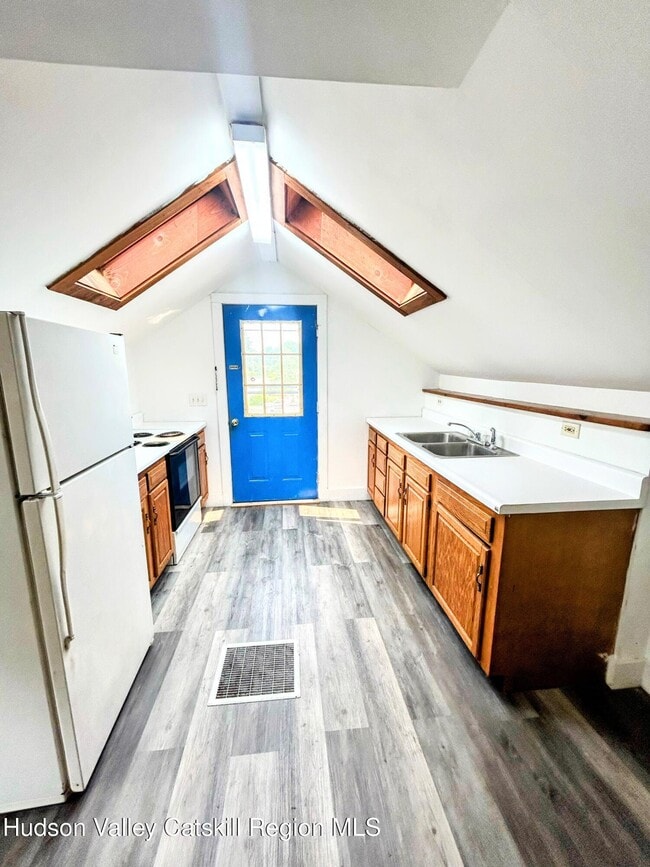 Building Photo - 145 NY-23 Rental