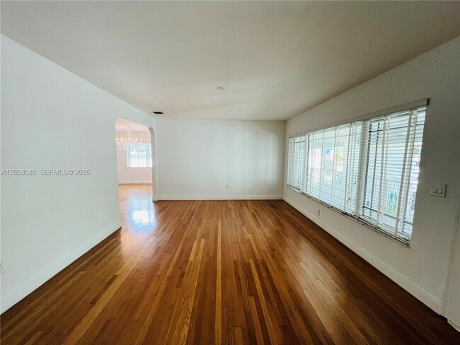Photo - 1116 Biarritz Dr