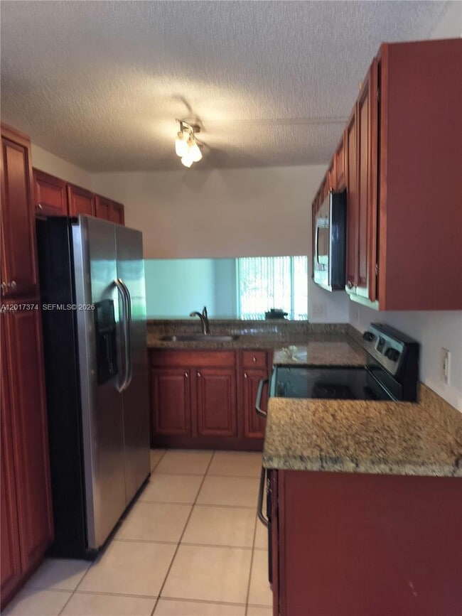 Photo - 1001 Keystone Dr Unidad F