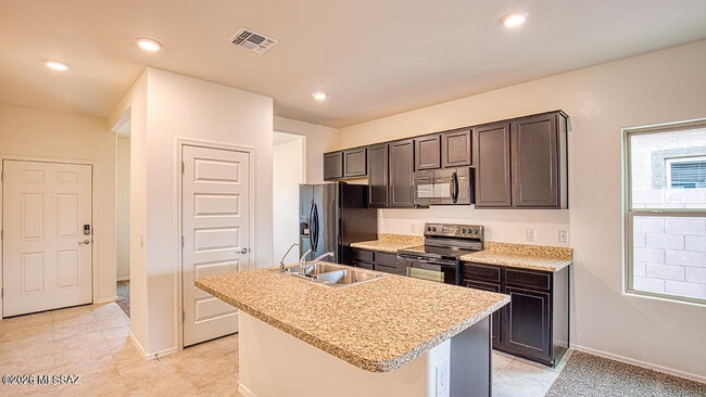 Photo - 9143 Blue Roan Ln