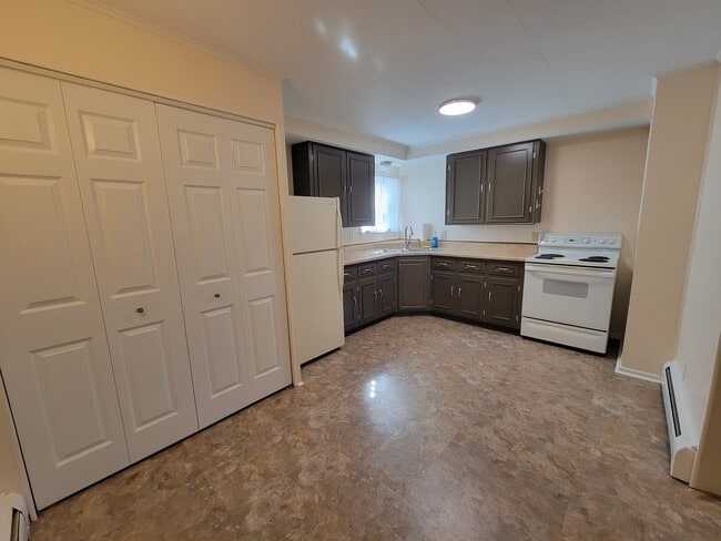 Photo - 56 Rebecca St