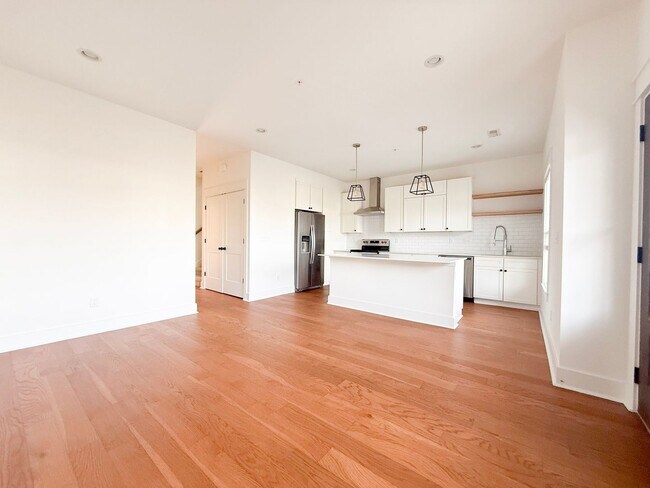 Photo - 4-Bedroom HOA Townhome with Pool Access Near Downtown Cookeville