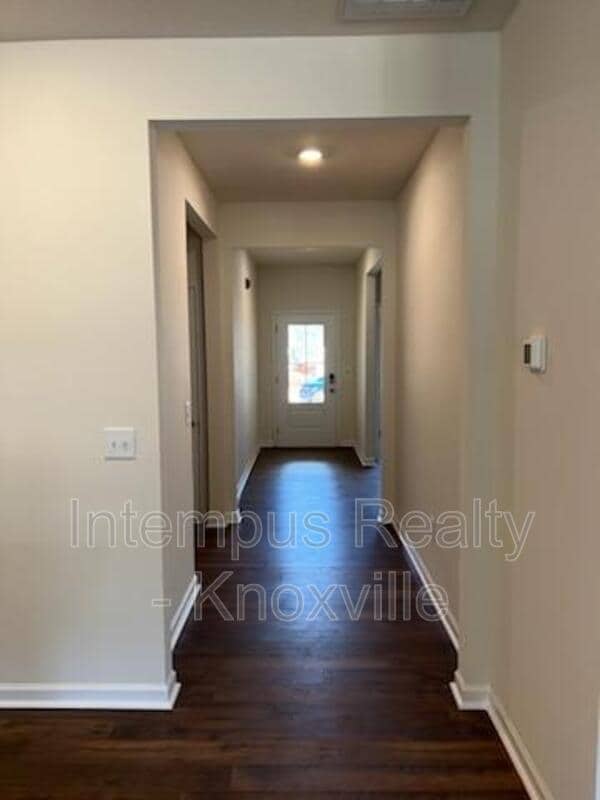 Photo - 1311 Hampton Pl Cir