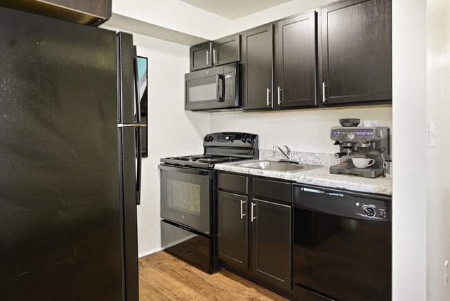 Metro Apartments At Bethalto