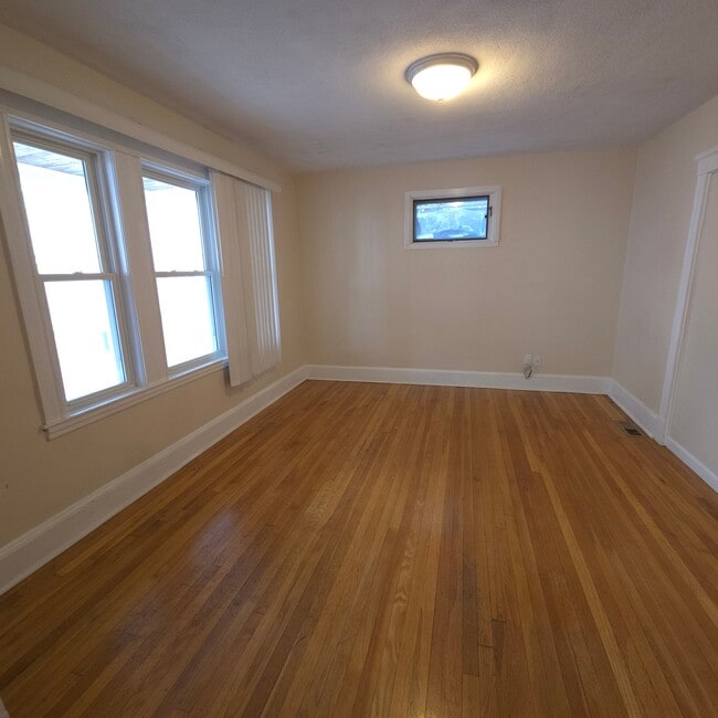 10 Alcott Park Unit 10