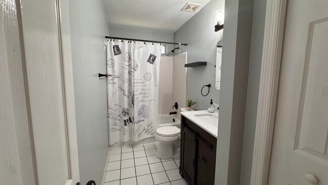 Building Photo - 4417 Siesta Ct Rental