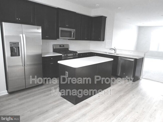 Photo - 1016 Trestle Dr