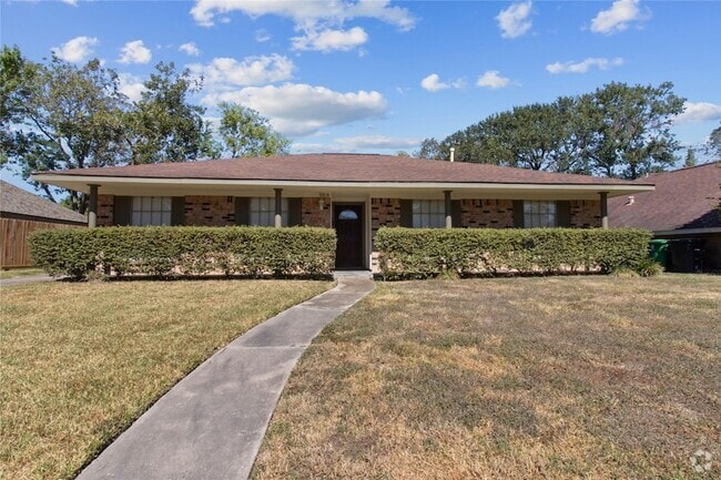 Building Photo - 5818 Silver Frst Dr Rental