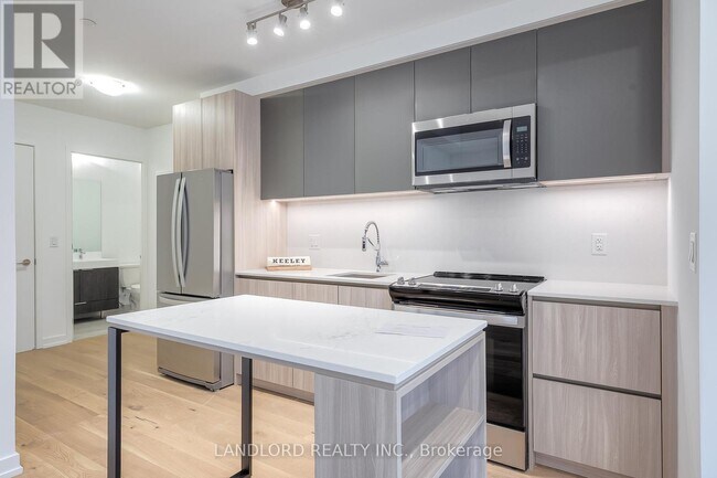 Photo - 15 Maryport Ave Unité 104