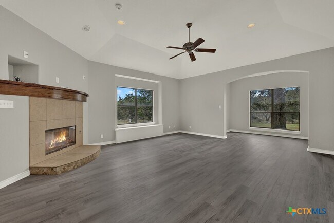 Photo - 923 Krona Ct