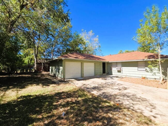 Photo - 4203 Wuthering Heights Dr