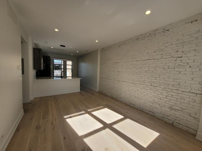 Photo - 2 bedroom in Chicago IL 60660 Unidad 1R
