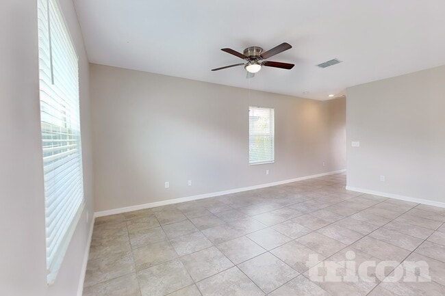 10027 RoseMary Leaf Ln