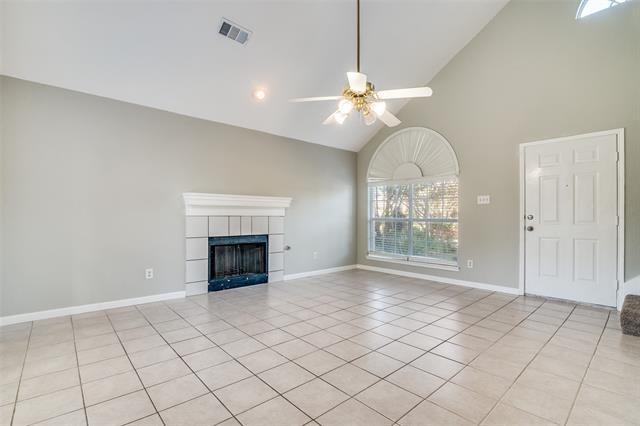 Photo - 1366 Westview Dr