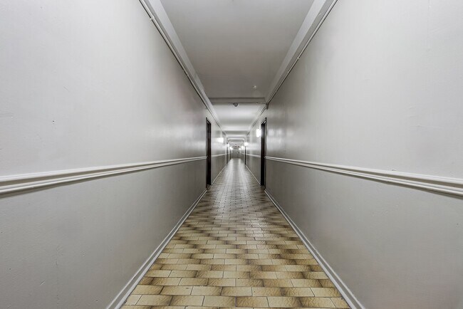 Photo - 390 Dawes Road