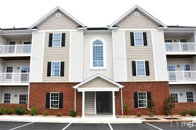 Building Photo - 623 Wyndhurst Dr Unit 309 Rental