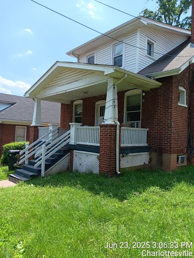 Photo - 463 14th St NW