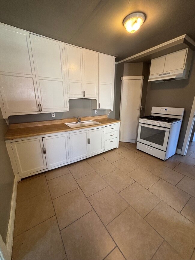 Photo - 2744 E Jasper St