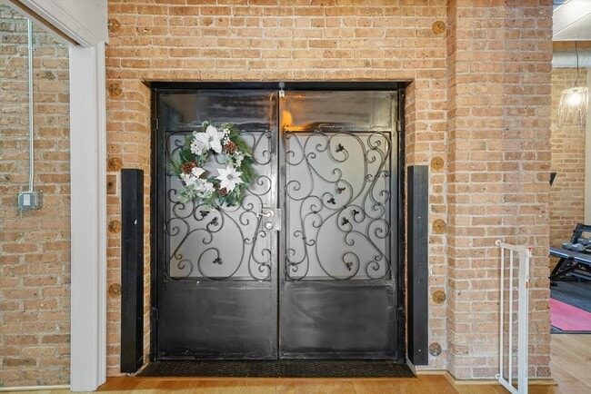 Photo - 935 W Randolph St Unit PH