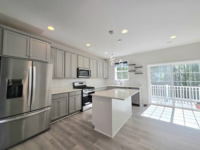 Photo - 13146 Dowdens Sta Wy