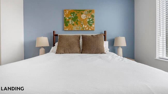 Photo - 1215 N Fayette St Unidad 206