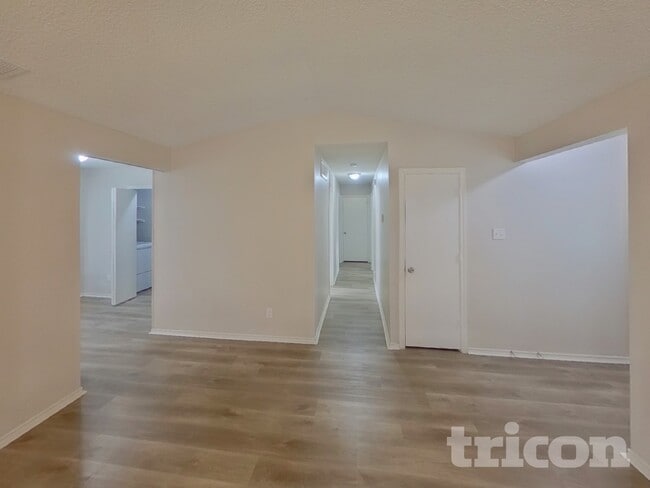 Photo - 133 Brockway Dr