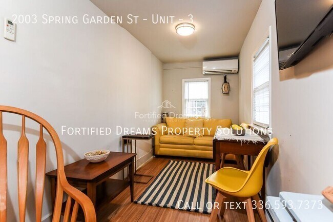 Photo - 2003 Spring Garden St Unit 3