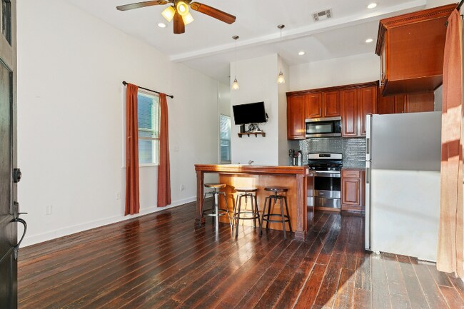 Photo - 1831 St Ann St. Unit A