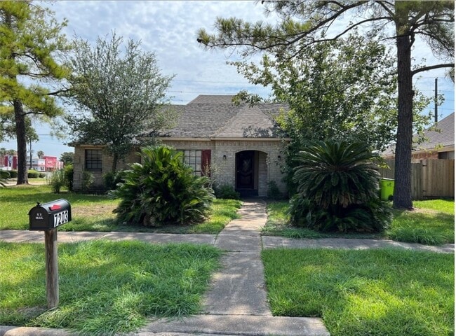 Photo - 7203 Mission Ct Dr