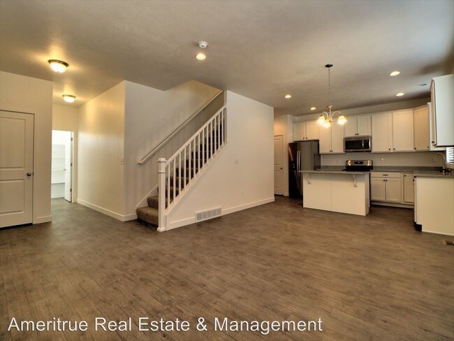 Photo - 3 br, 2.5 bath House - 3011 S Red Pine Dr.