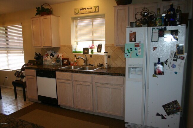 Photo - 4827 E Mossman Rd