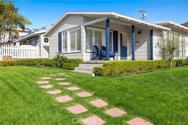Photo - 600 Poinsettia Ave House