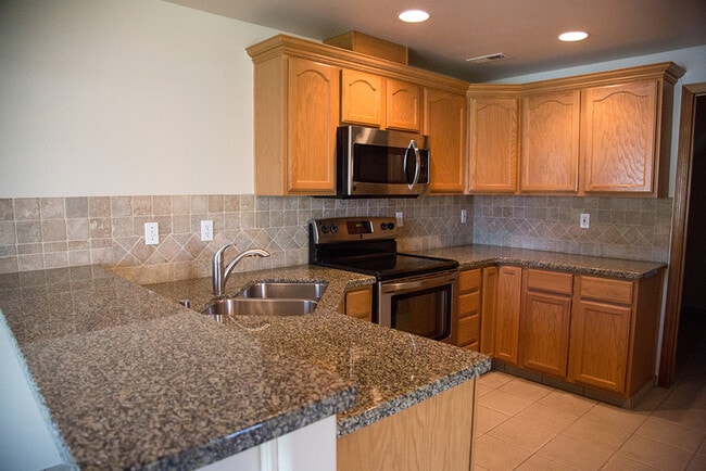 Photo - 379 Columbia Point Dr
