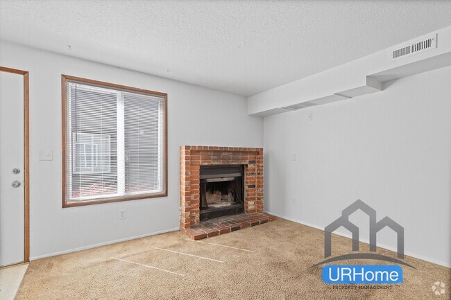 Building Photo - Discover Your Ideal Home $1799 2bd 1.5ba B... Unit 2333