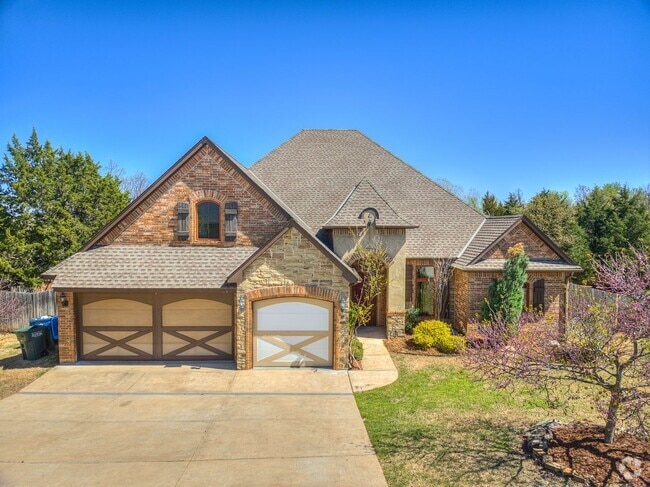 Building Photo - Luxury Rental Home in Edmond Schools + Com...