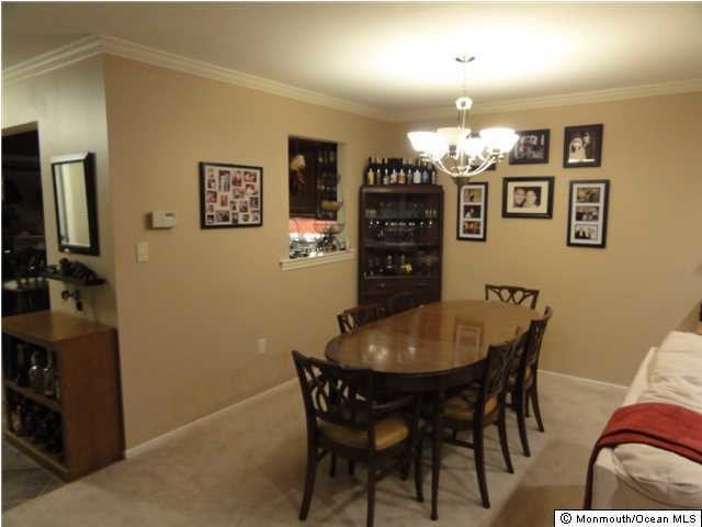 Photo - 45 Liverpool Ct