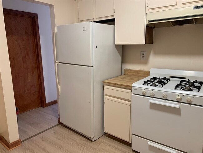 Photo - 226 Brightman St Unit 1 South