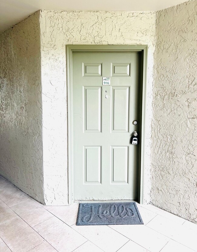 Photo - 1401 Village Blvd Unidad 916