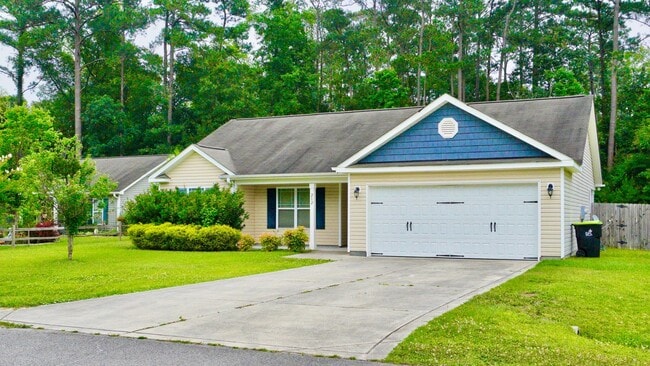 Photo - 3 Bedroom 2 Bath in Richlands